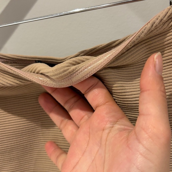 Dynamite Camel Ribbed Mini Skirt - Picture 4 of 4